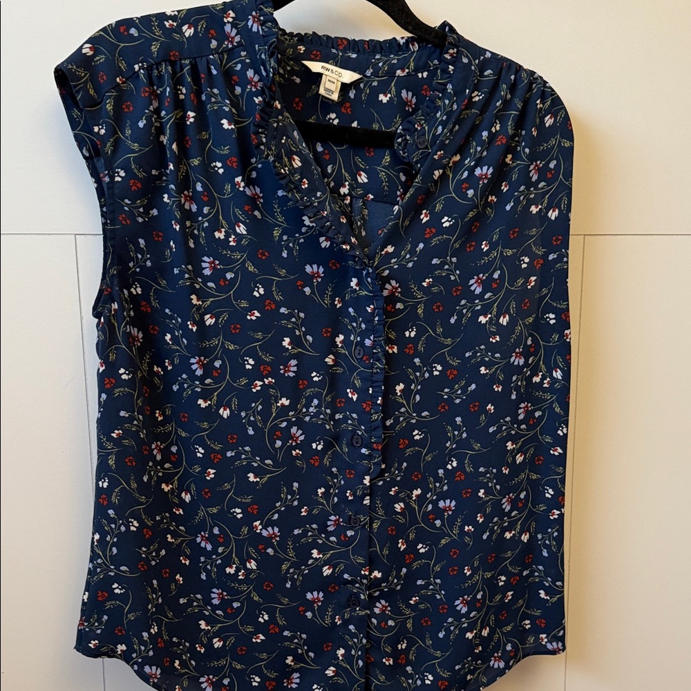 RW&CO. Navy Floral Blouse